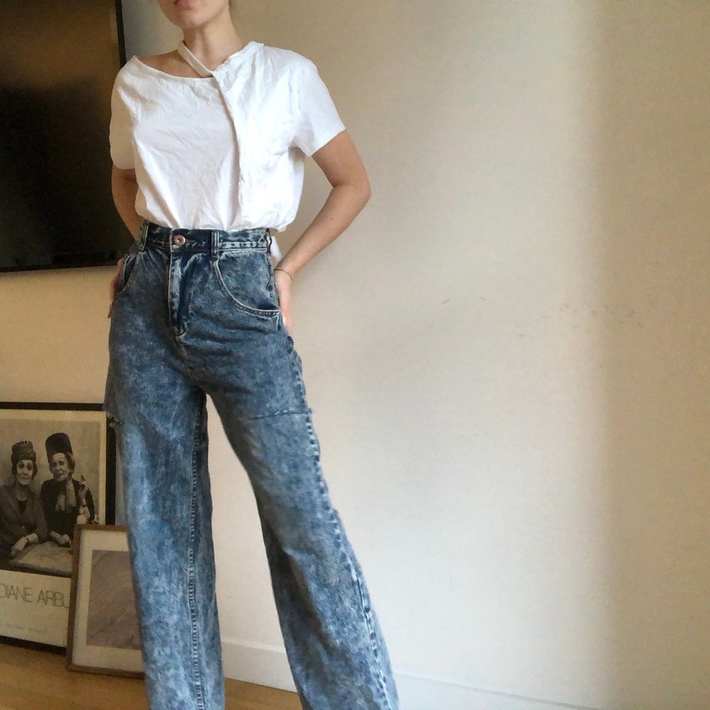 High waisted bell bottom jeans distressed - Picture 5 of 7